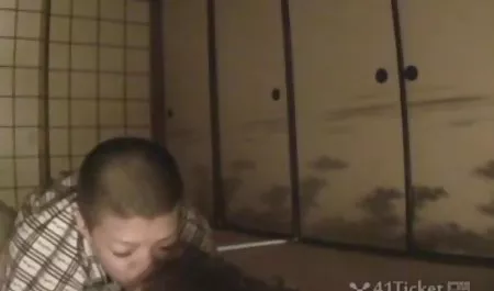 角Blowjobのトイレ アダルト エロ ムビ